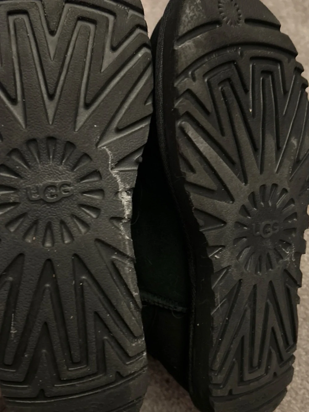 UGG Classic Short Winter Boots in Black